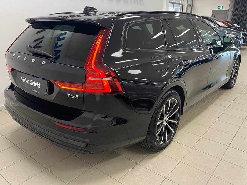 Bild 4 av Volvo V60 T6 Plus Dark Edition