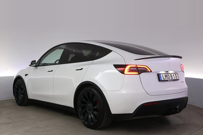 Bild 4 av Tesla Model Y Performance Autopilot Panorama Drag