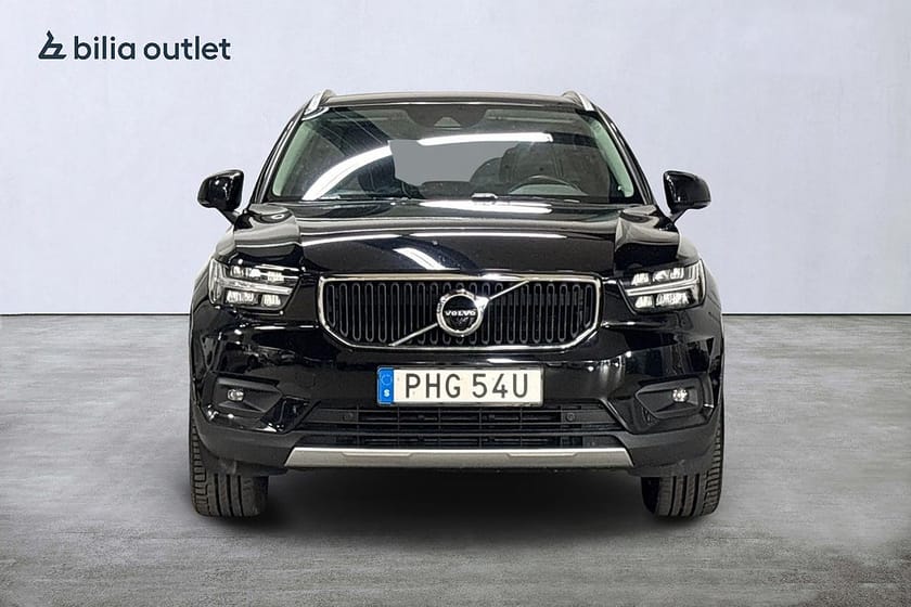 Bild 3 av Volvo XC40 D3 Momentum Adv Edt 150hk Navi BLIS Carplay P-värm 360°