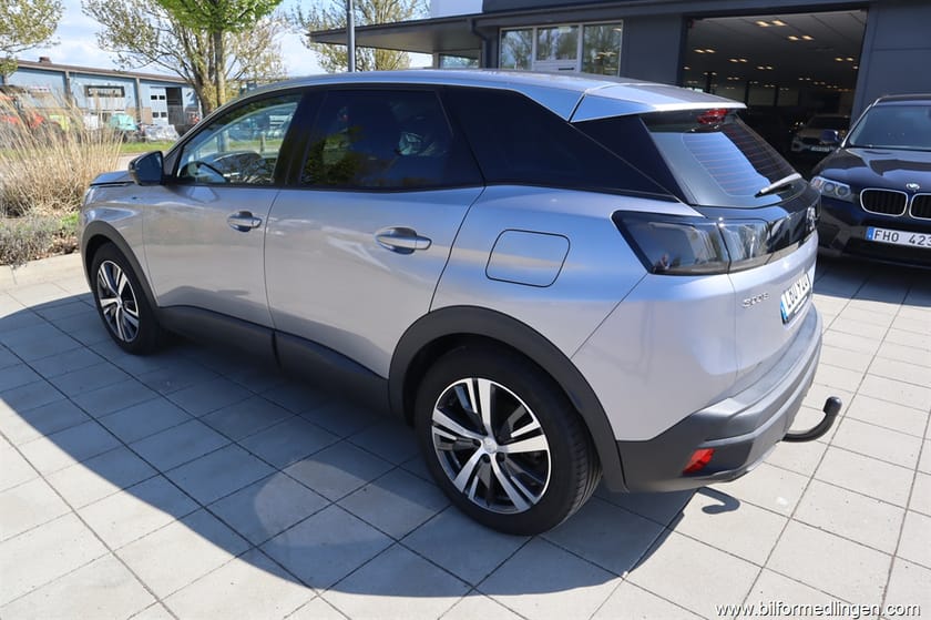 Bild 3 av Peugeot 3008 HYBRID 225 1.6 PureTech Plug-In 225hk Aut Momsbil Navi Drag 1 Ägare
