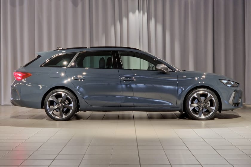 Bild 4 av CUPRA Leon Sportstourer | Drag | Farthållare | Backkamera | 150 hk