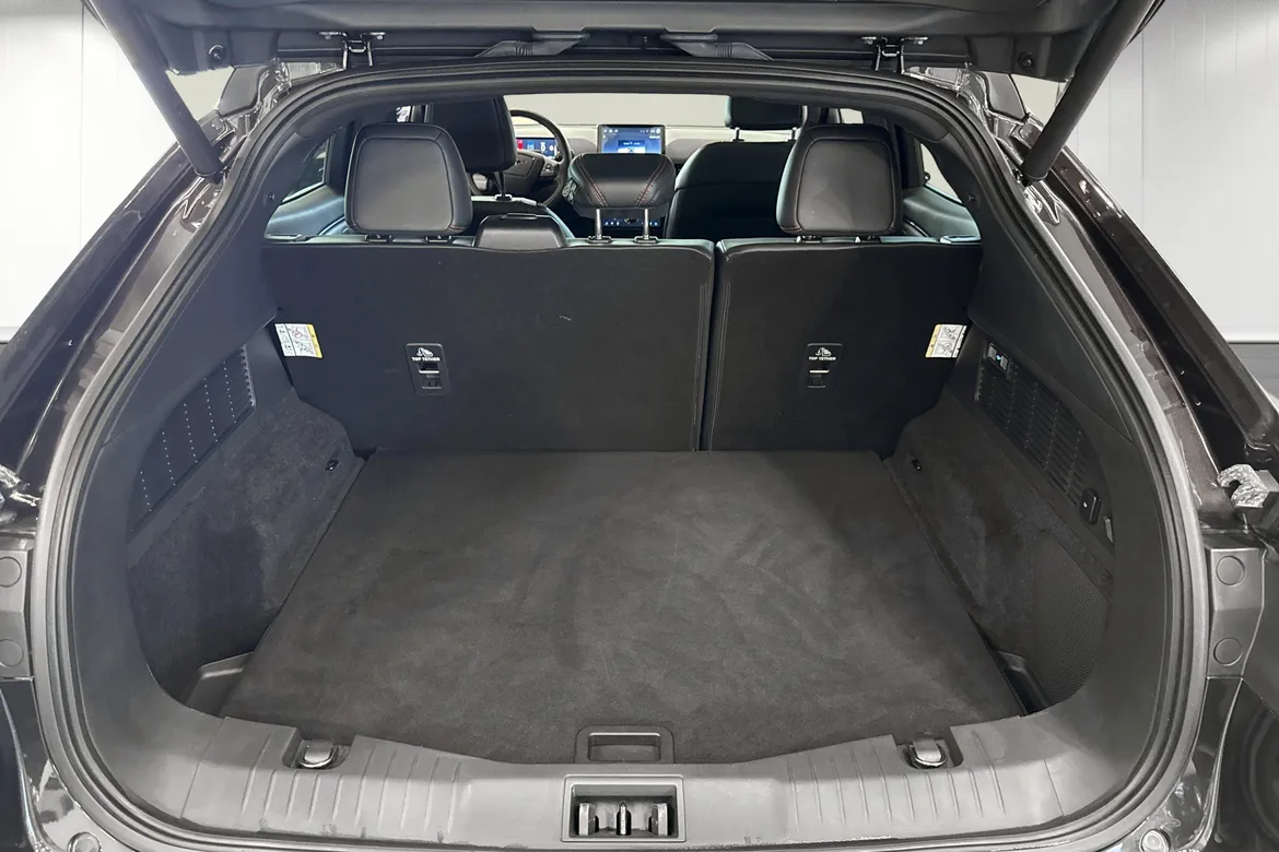 picture of a car