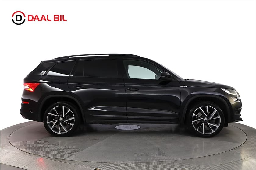 Bild 5 av Škoda Kodiaq 7-Seater 2.0 TDI 4x4 190HK SPORTLINE 7-SITS DRAG PANO P-VÄRM