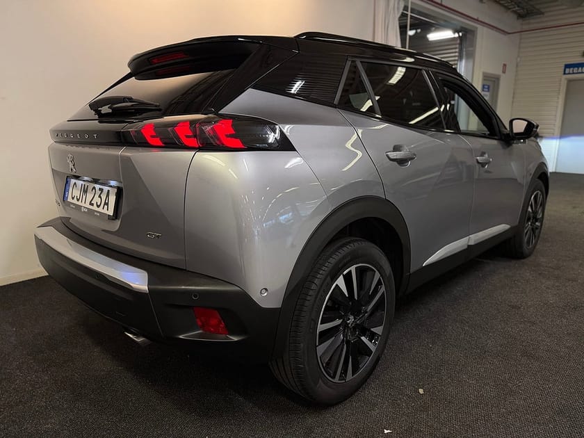 Bild 3 av Peugeot 2008 1.5 BlueHDi 130hk GT | Vhjul | LED-Ramp | Nyservad