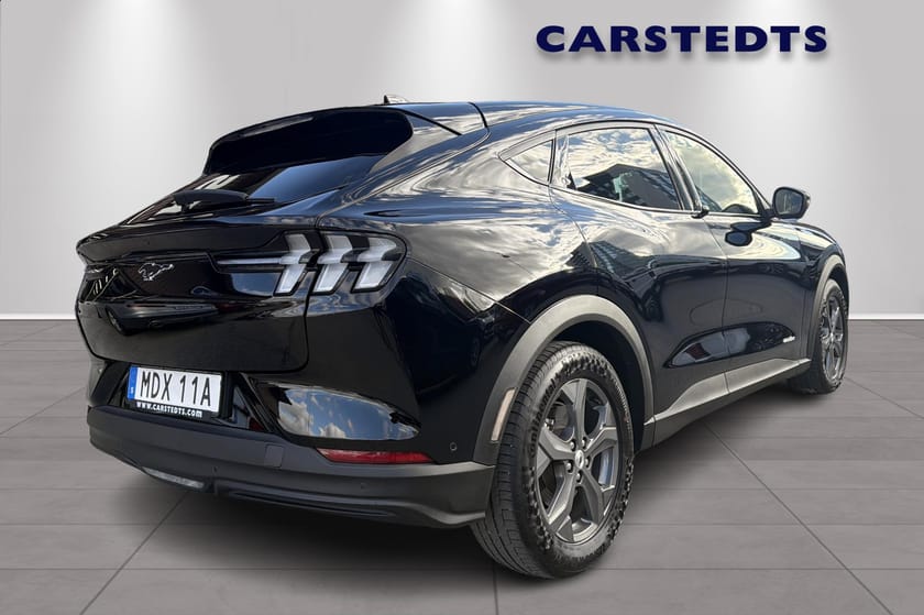 Bild 4 av Ford Mustang Mach-E Standard Range RWD Pano B&O 360° Skinn