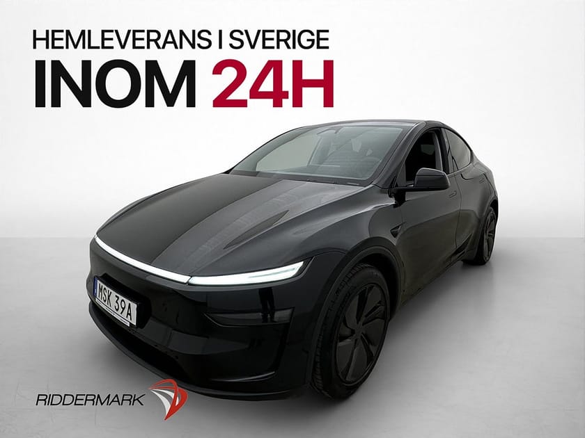 Bild 4 av Tesla Model Y Long Range AWD Autopilot Pano Drag Sv-Såld