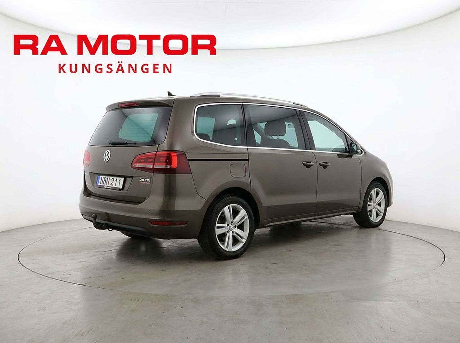 Volkswagen Sharan 2016, bild 3/10