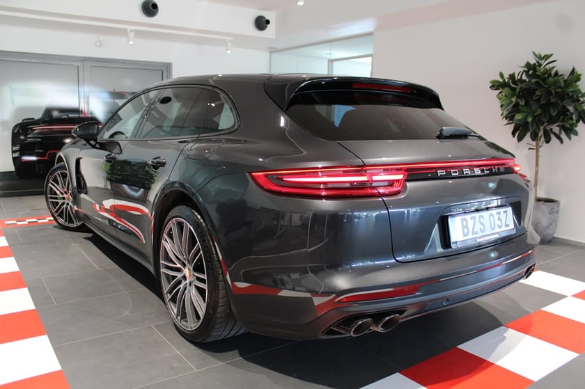 Bild 3 av Porsche Panamera 4 E-Hybrid Sport Turismo 