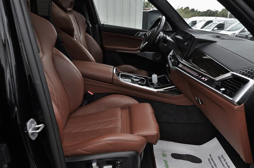 Bild 5 av BMW X7 xDrive40d M Sport Aut Comfort Exclusive B&W Pano Moms