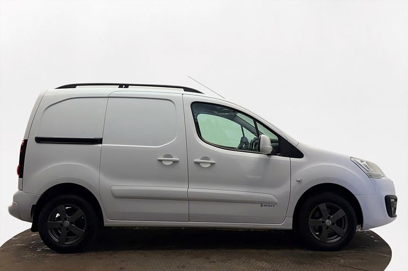 Bild 5 av Citroën Berlingo Van Increased Payload Utökad Last 1.6 Drag 3-sits P-Sens LED-ramp Pekskärm 99hk