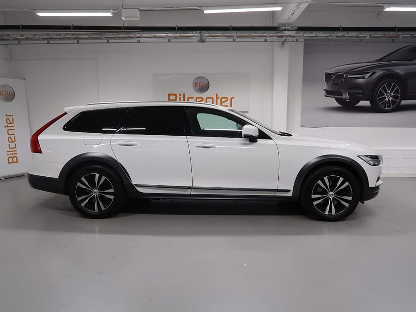 Bild 4 av Volvo V90 Cross Country D4 AWD V-Däck ingår Drag-Navi-Kamera-Värmare-VoC-BLIS-C