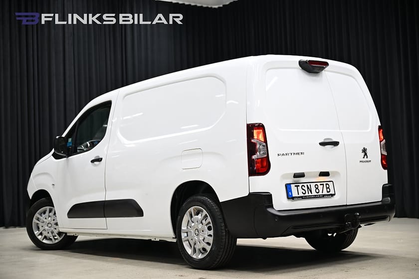 Bild 4 av Peugeot Partner Utökad Last 102HK L2|Inredning|Drag|Värmare|Backkamera|Moms|EnÄgare