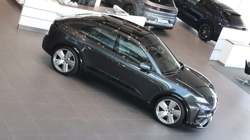 Bild 5 av Porsche Macan Turbo Electric 