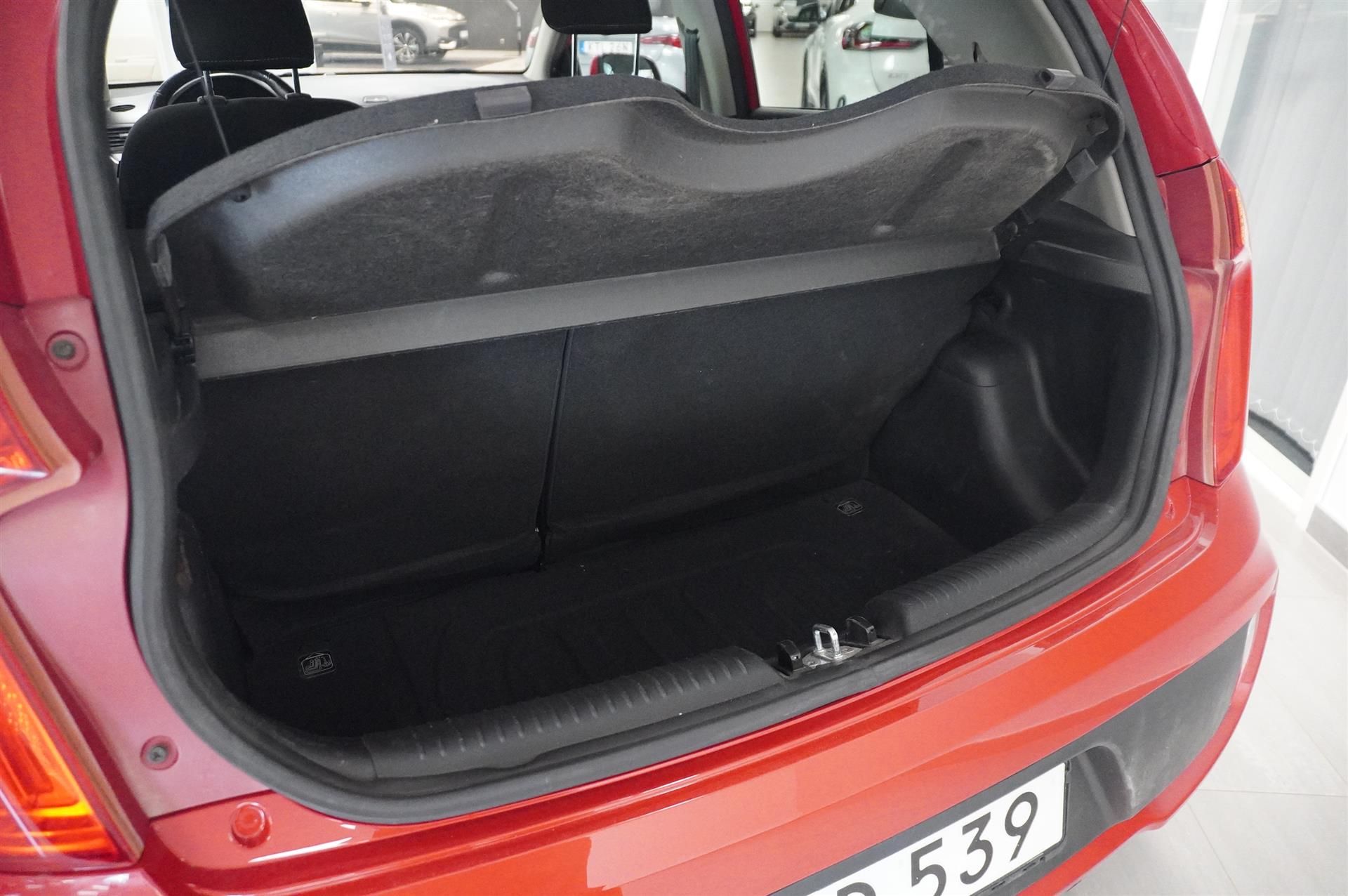 Kia Picanto 1.0 69hk Manuell Rattvärme 2015, bild 6/10