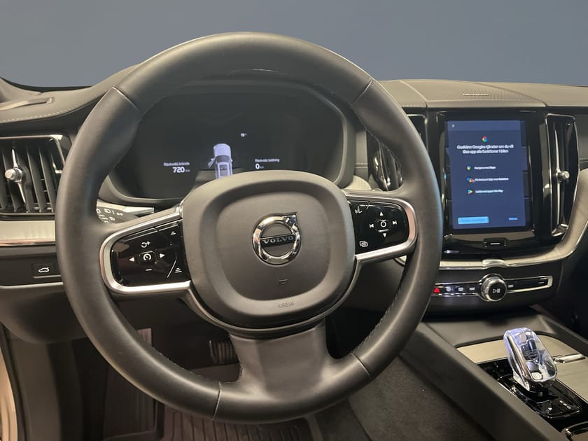 Bild 5 av Volvo XC60 T6 AWD Ultra Dark//Dragkrok//22"-fälg//