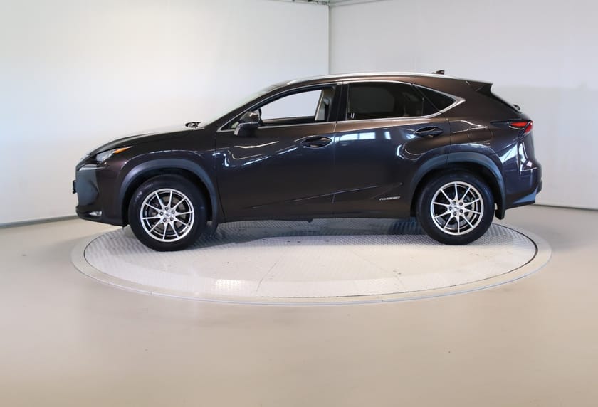 Bilde 2 av Lexus NX 300h AWD Executive Cruise/Krok/Kam/Navi/Skinn/Navi/El.sete