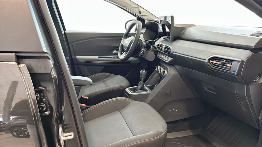 Bild 3 av Dacia Sandero Stepway EXTREME TCE 110 // Privatleasing från 2190kr/mån