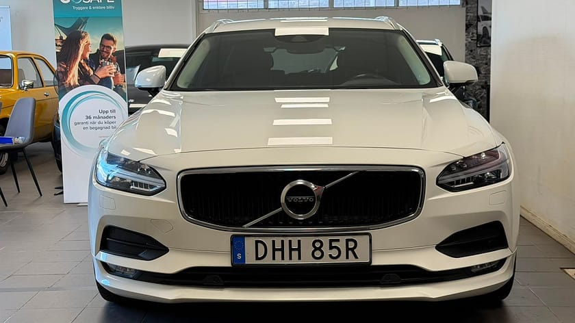 Bild 2 av Volvo V90 D4AWD Geartronic Momentum Advanced SEII Euro6|Enbrukare