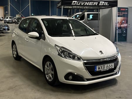 Peugeot 208 Peugeot 1.2L