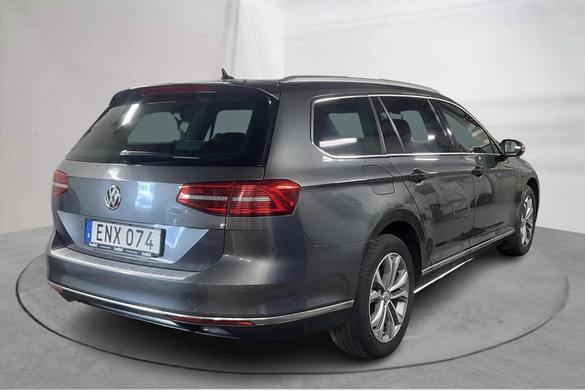 Bild 3 av Volkswagen Passat Sportscombi 2.0 TDI 4MOTION 190hk Helläder