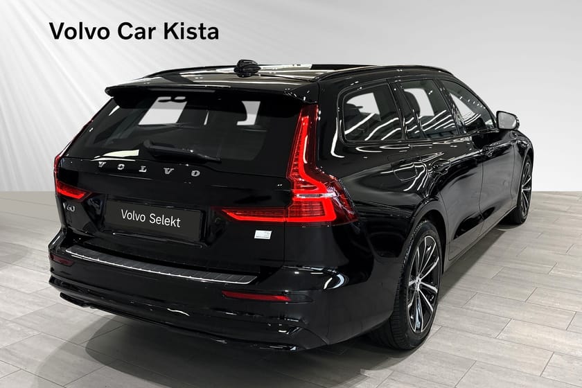 Bild 5 av Volvo V60 Recharge T6 II Plus Dark Läder Drag 360Kam