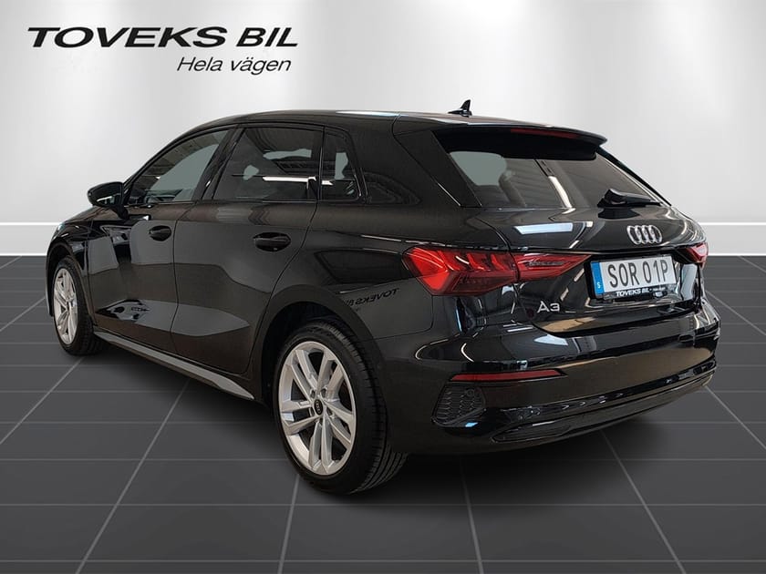 Bild 5 av Audi A3 Sportback 35 TFSI 150 hk LED-strål | Svart optikpkt