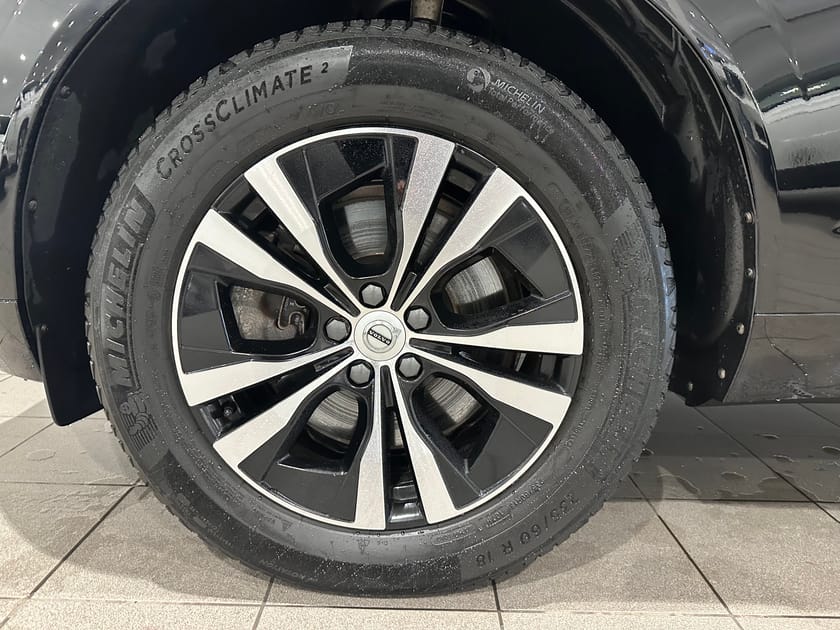 Bild 3 av Volvo XC60 Recharge T6 Core Edition / Sensorer / Backkamera / Panoramatak /