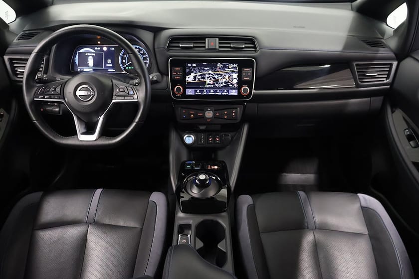 Bild 4 av Nissan Leaf Tekna 40kWh Bose V-Hjul Värmepump ProPilot Skinn