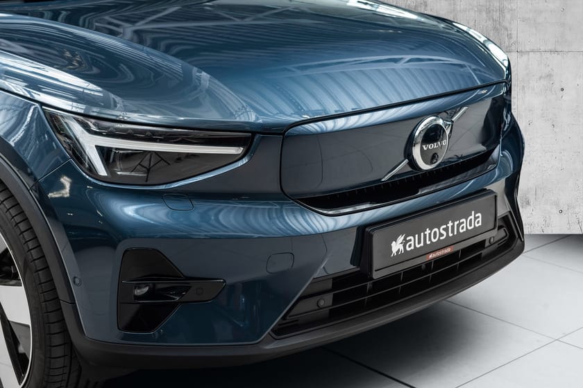 Bilde 3 av Volvo EX40 Twin Motor Performance Ultra Perf | 20" | 360 | Krok | Soltak | Harman | Pixel