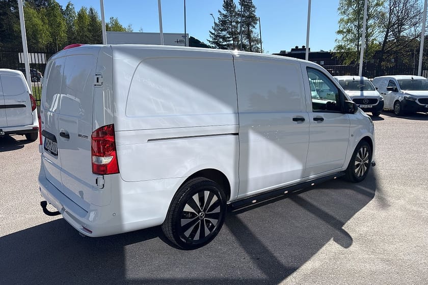 Bild 3 av Mercedes-Benz Vito 116 CDI 2.8t Lång  9G-Tronic Select
