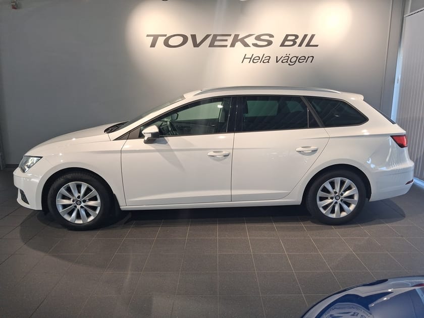 Bild 3 av SEAT Leon ST Sportstourer 1.0 TSI Style |Panorama|Drag|Kamera