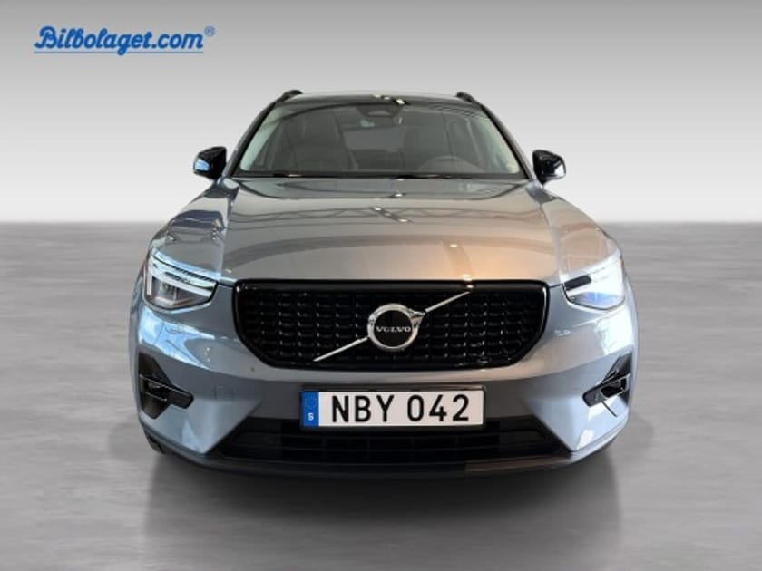 Bild 2 av Volvo XC40 B4 AWD Bensin Plus Dark