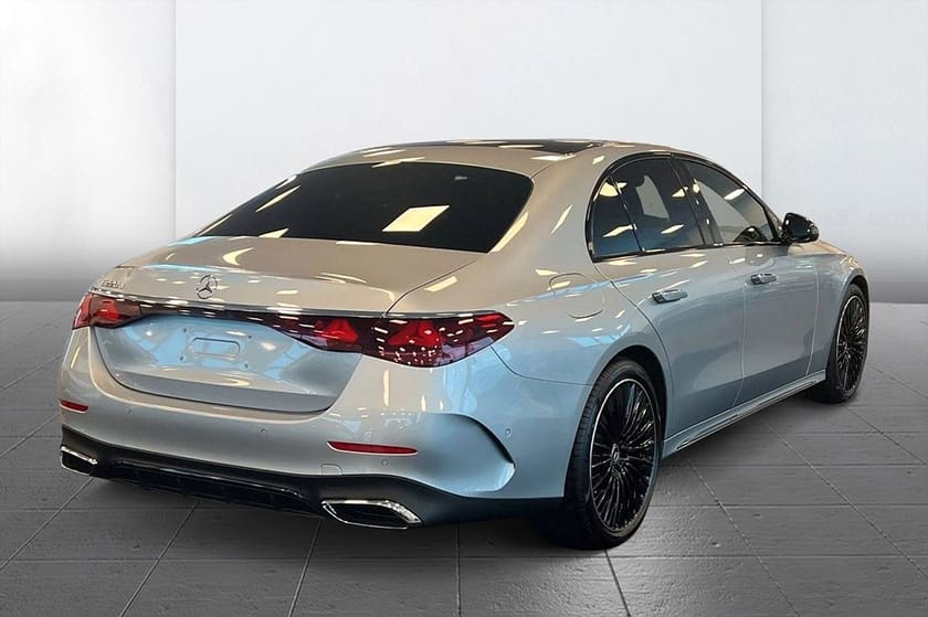 Bild 4 av Mercedes-Benz E 220 d AMG Line Premium Night Pano 360° Burmester4D 197hk
