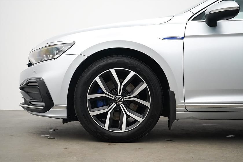 Bild 2 av Volkswagen Passat Sportscombi GTE