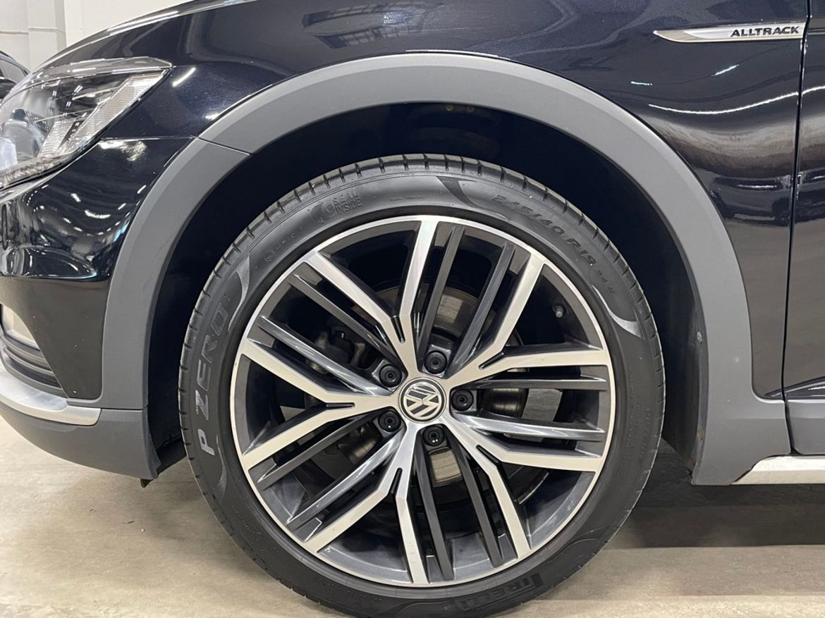 Volkswagen Passat 2019 - miniatyr 5