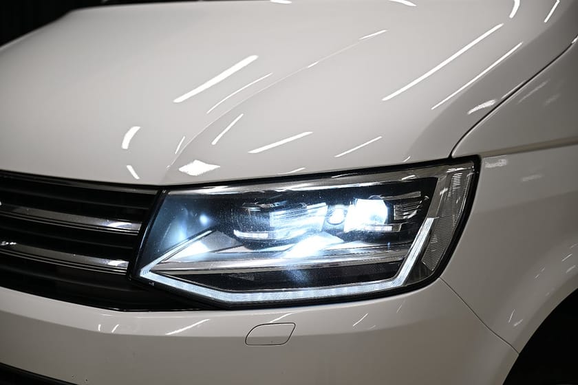 Bild 5 av Volkswagen Caravelle 4Motion DSG 204HK L2|8-Sits|Dubbeldörr|LED|