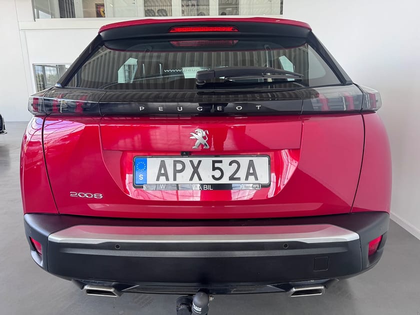 Bild 4 av Peugeot 2008 ALLURE 1.2 PureTech 130 EAT | Drag | 360 | CarPlay |