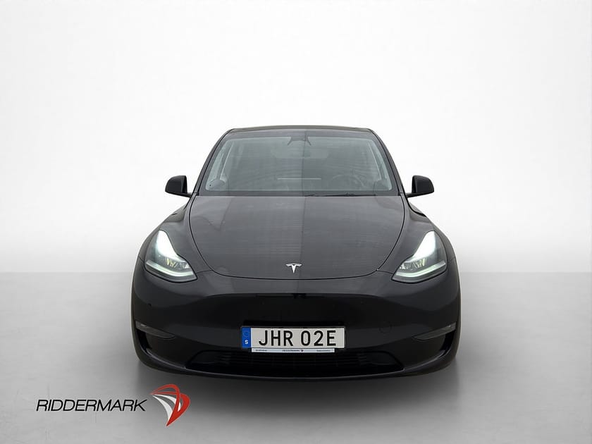 Bild 3 av Tesla Model Y Long Range AWD Drag AP Pano Kamera Skinn MOMS