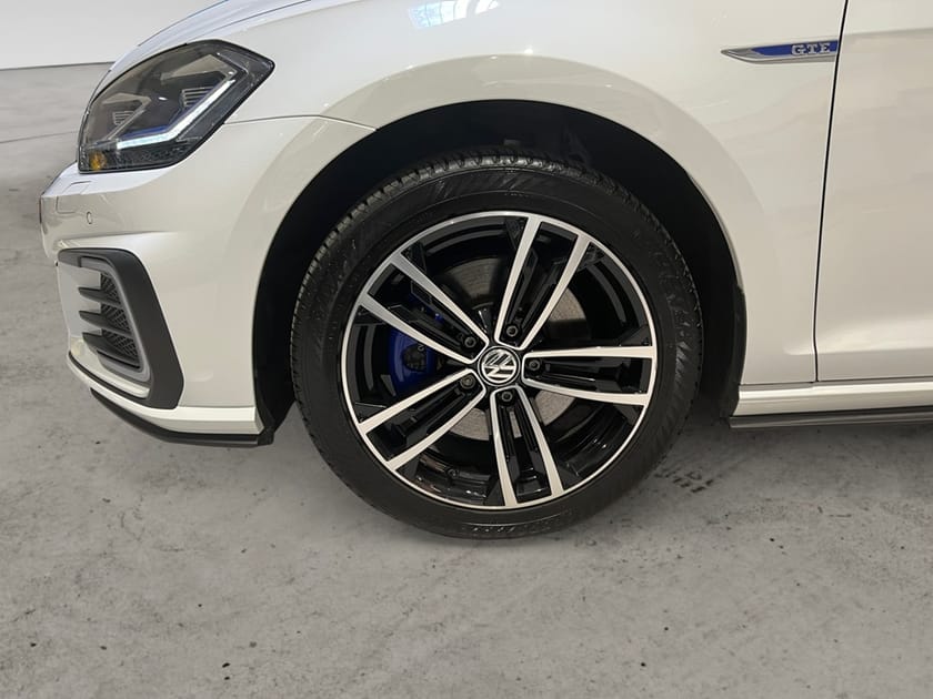 Bild 5 av Volkswagen Golf GTE 204hk Dragkrok/Bränslevärm/Backkamera