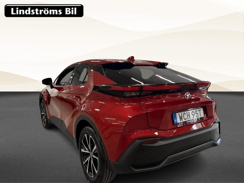 Bild 4 av Toyota C-HR Hybrid Style 1.8 140hk S&V-Hjul Moms