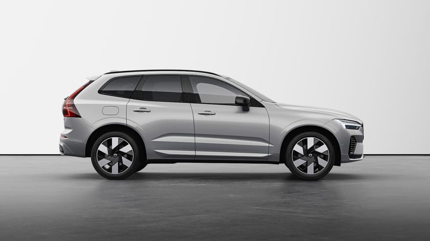Bilde 2 av Volvo XC60 Recharge T6II Ult Dark KROK|PANO|HUD|360|H&K