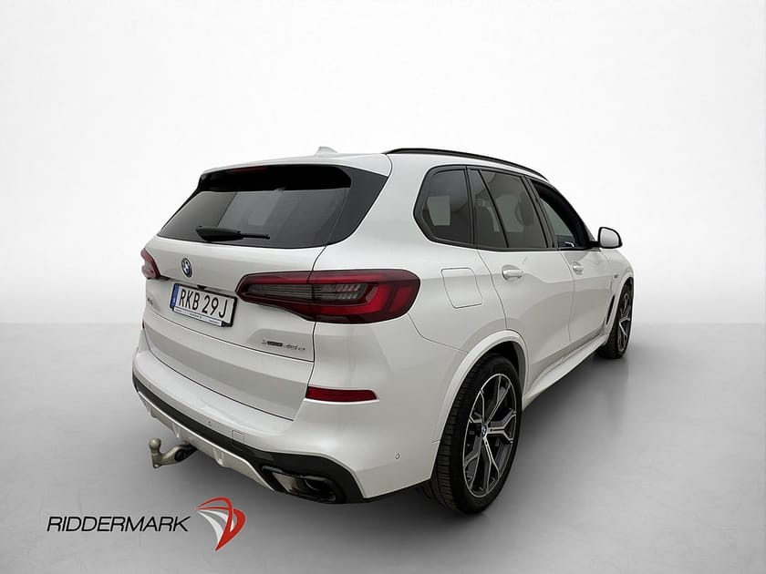 Bild 4 av BMW X5 xDrive45e iPerformance M Sport Luftfjäd Sky Laser H/K Drag HUD 360