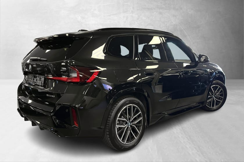 Bilde 3 av BMW iX1 xDrive30 30e xDrive Msport, ACC, Harman, 360'kamera, HUD
