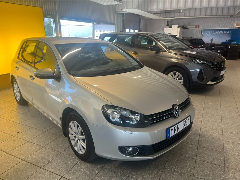 Bild 3 av Volkswagen Golf 1,6 5D MASTER/DRAGKROK/1 ÄGARE