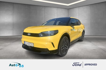 Ford Capri EV Extended Range AWD Premium AWD. Hengerfeste.