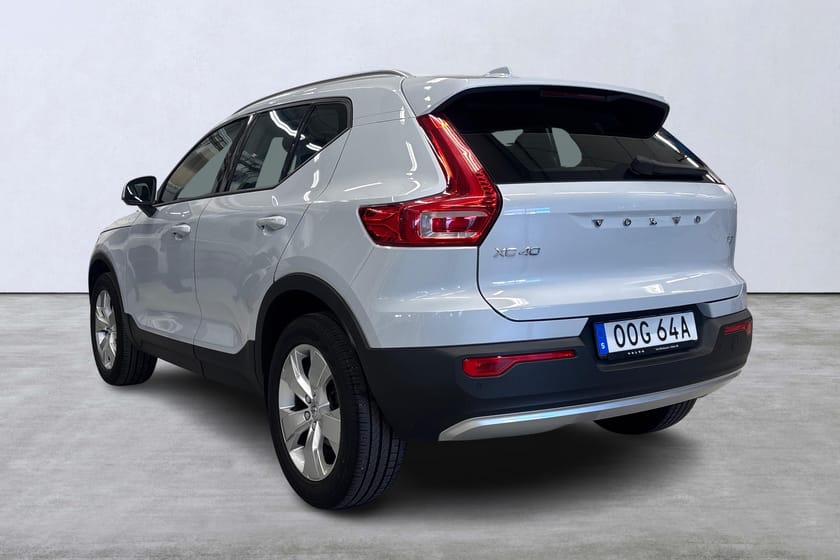 Bild 4 av Volvo XC40 T3 FWD aut Momentum Advanced Edt