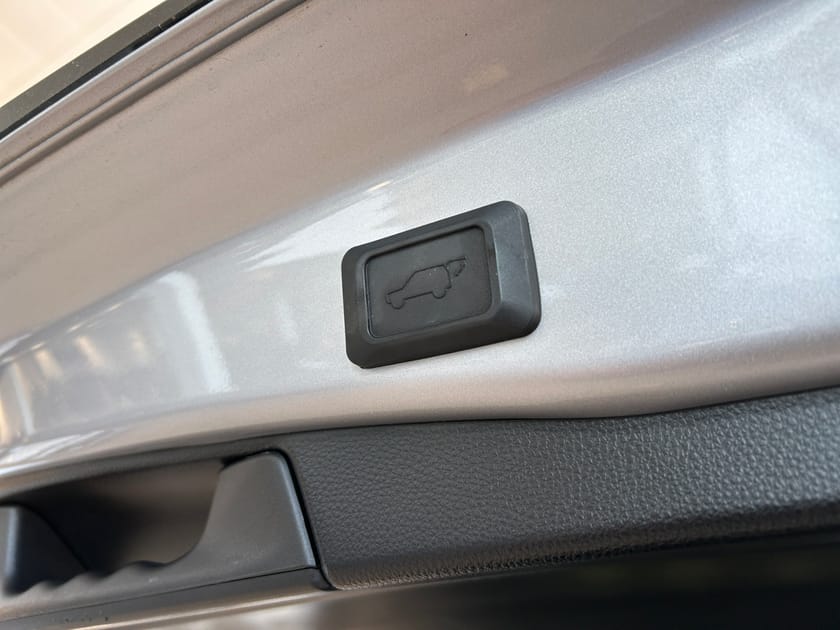 Bild 5 av Toyota RAV4 Hybrid AWD-i E-CVT, 222hk/Active