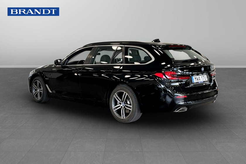 Bild 2 av BMW 530e xDrive Touring 292hk