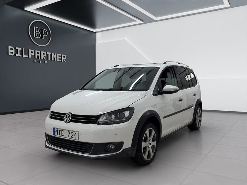 Bild 1 av Volkswagen CrossTouran 5-seater 1.4 TSI Cross/Dragkrok/Helskinn/Navi