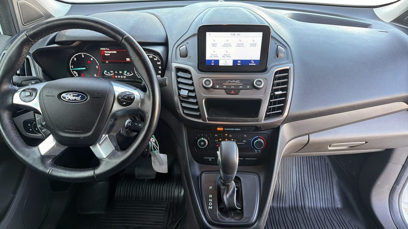 Bild 4 av Ford Transit Connect 230 LWB L2  1,5L 100Hk / Carplay/ Värmare / Inredning skåp/